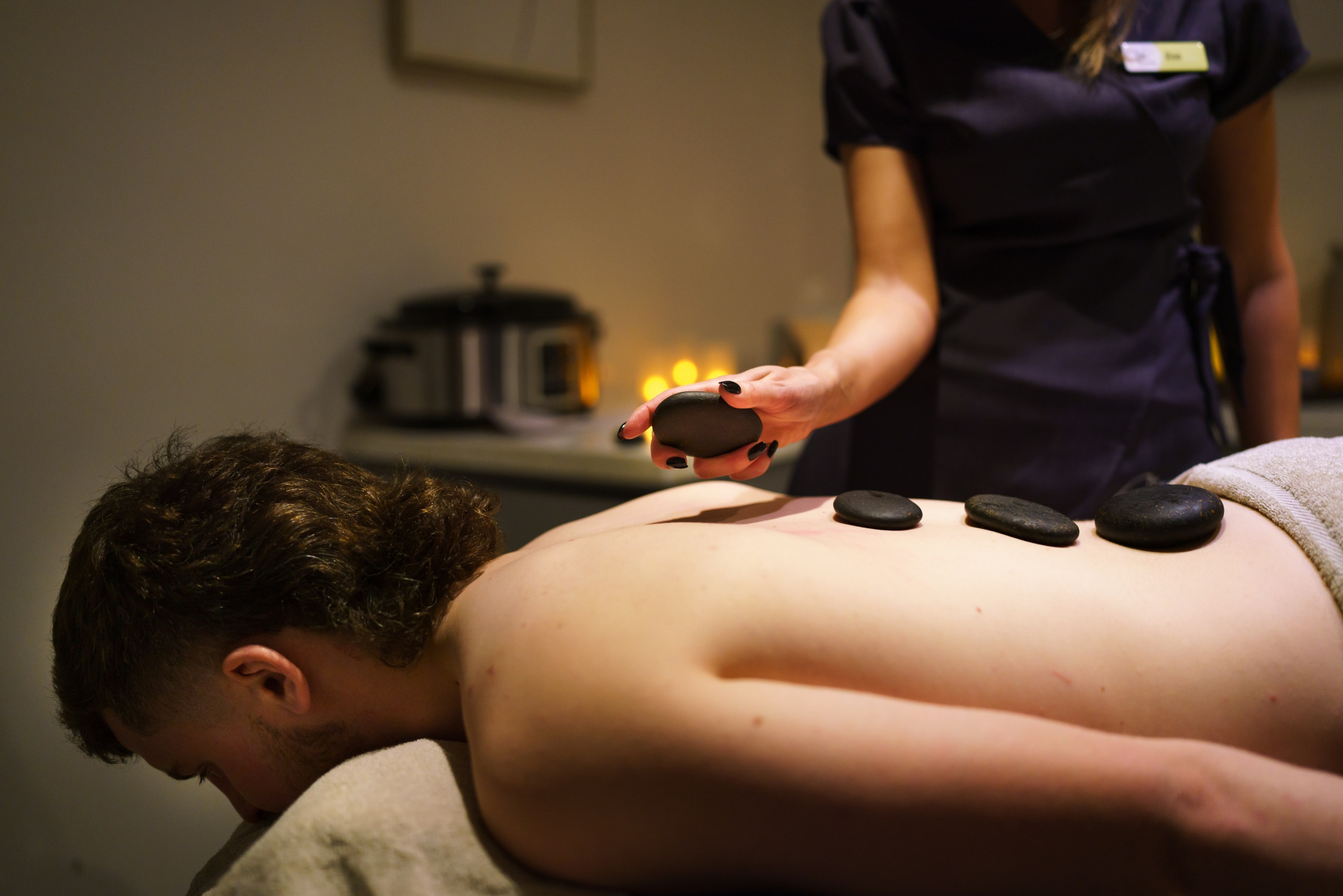 hot stones massage spa treatment